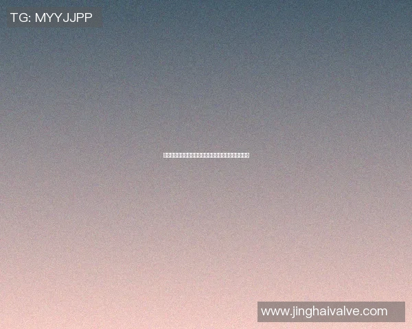 篮球明星与女生的自拍合影瞬间展现青春活力与梦想追逐